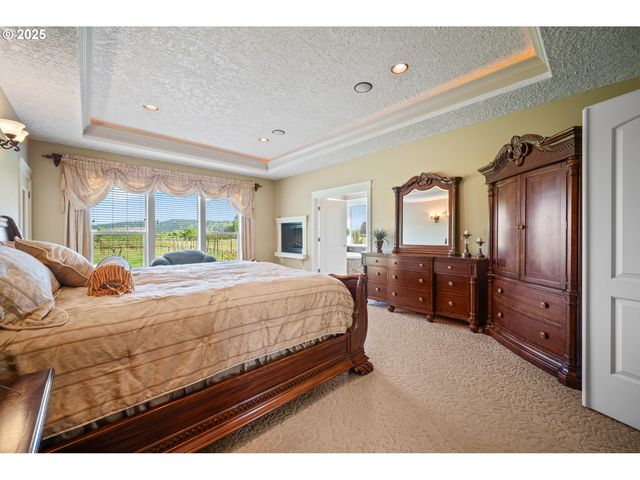 26740 S FISH Rd, Mulino, OR 97042