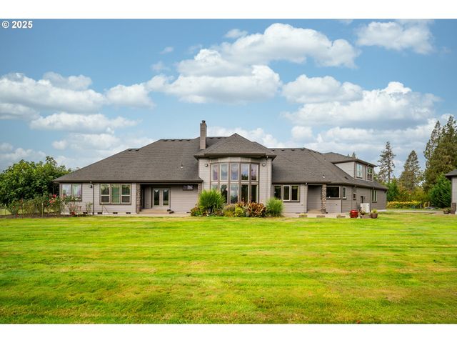 26740 S FISH Rd, Mulino, OR 97042