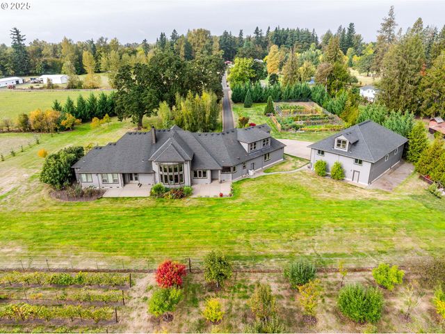 26740 S FISH Rd, Mulino, OR 97042