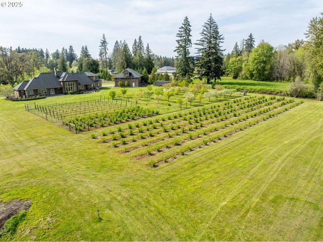 26740 S FISH Rd, Mulino, OR 97042