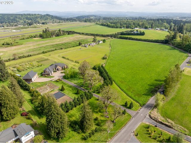 26740 S FISH Rd, Mulino, OR 97042