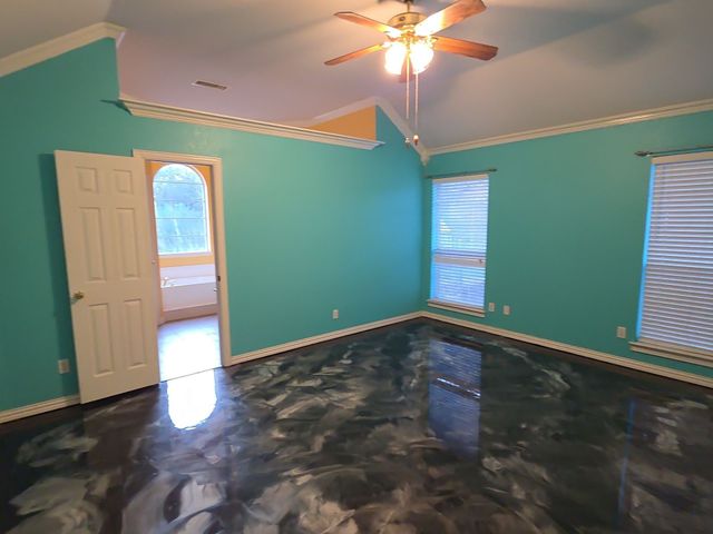 802 Justin Court, Keene, TX 76059