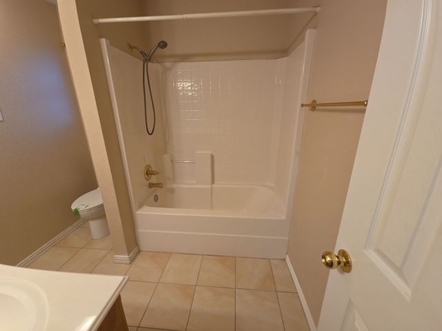 802 Justin Court, Keene, TX 76059