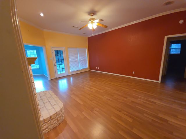 802 Justin Court, Keene, TX 76059