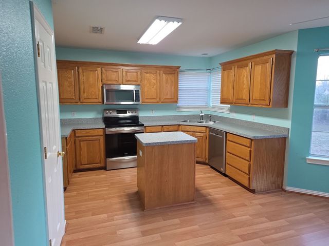 802 Justin Court, Keene, TX 76059