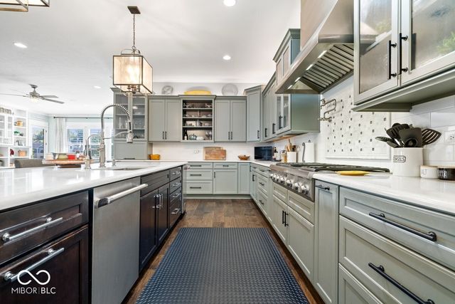 15297 Maple Ridge Drive, Carmel, IN 46033