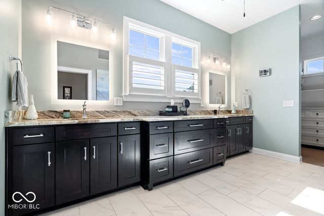 15297 Maple Ridge Drive, Carmel, IN 46033