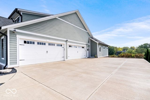 15297 Maple Ridge Drive, Carmel, IN 46033