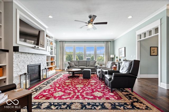 15297 Maple Ridge Drive, Carmel, IN 46033