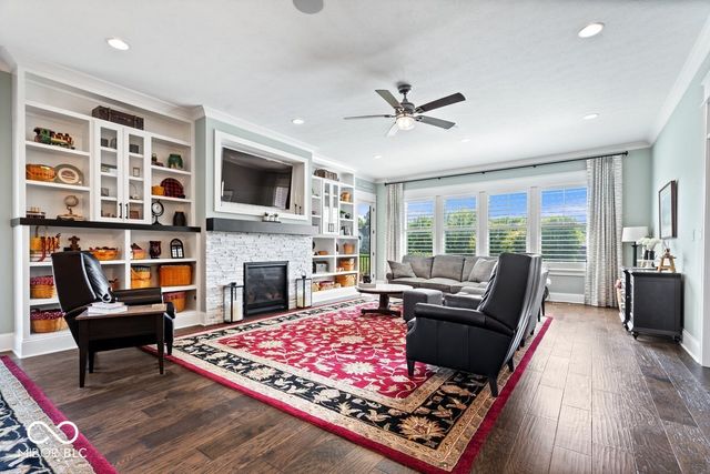 15297 Maple Ridge Drive, Carmel, IN 46033