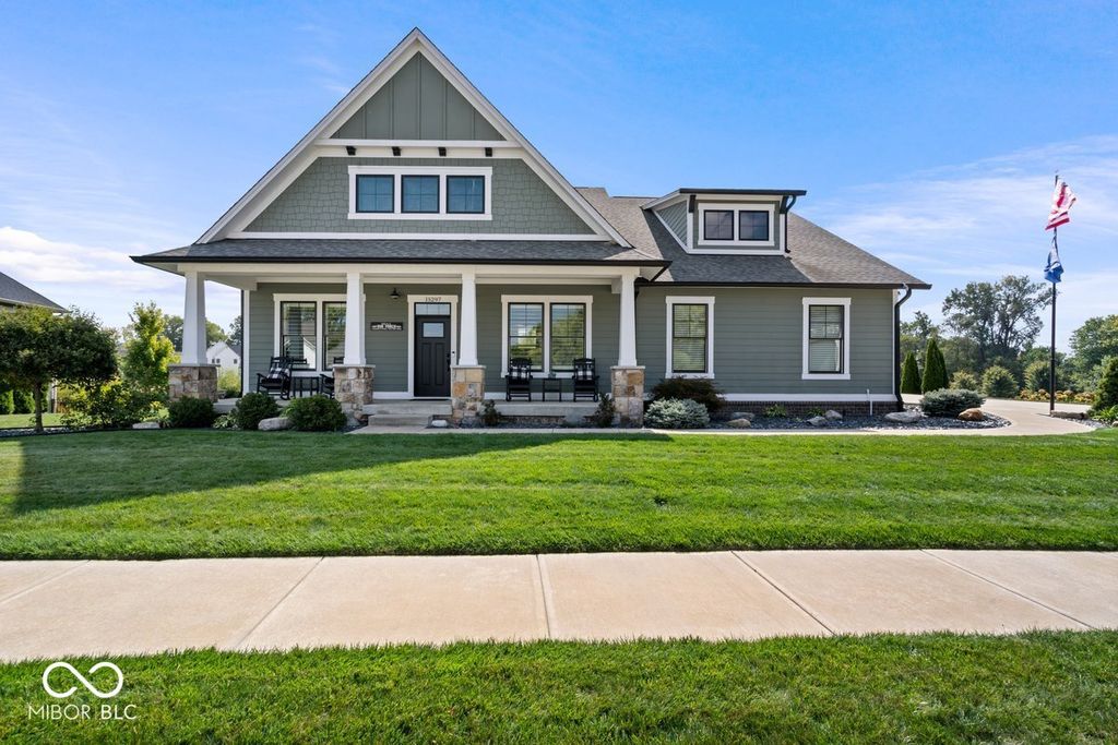 15297 Maple Ridge Drive, Carmel, IN 46033