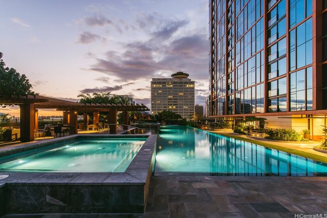 1555 Kapiolani Boulevard 1211, Honolulu, HI 96814