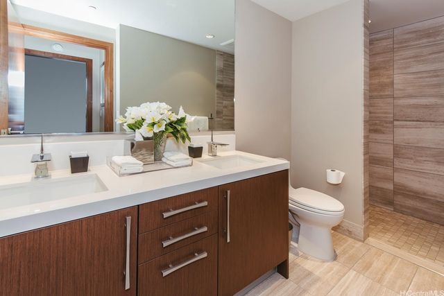 1555 Kapiolani Boulevard 1211, Honolulu, HI 96814