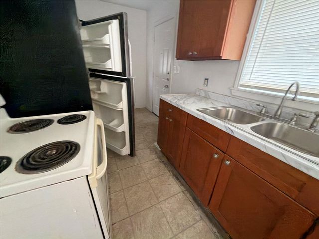 7929 Dayton Street, Houston, TX 77012