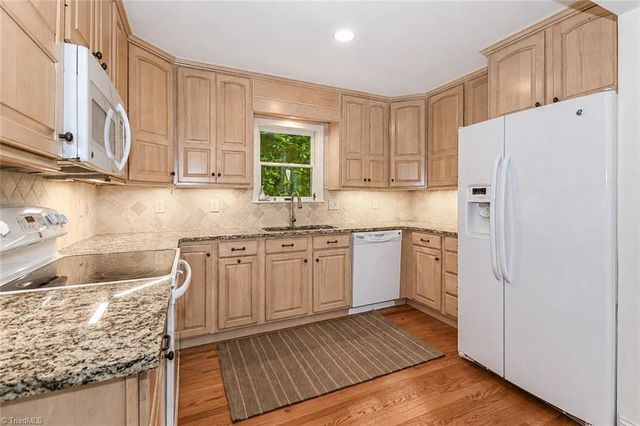 315 Green Hill Woods, Blowing Rock, NC 28605