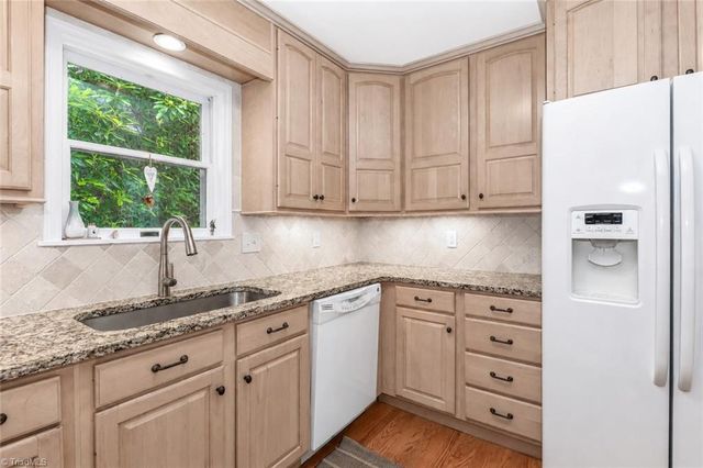 315 Green Hill Woods, Blowing Rock, NC 28605