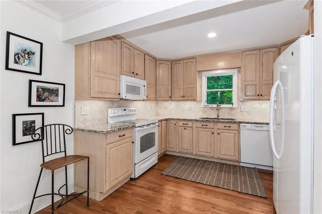 315 Green Hill Woods, Blowing Rock, NC 28605