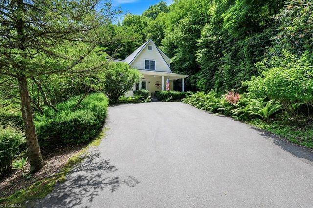 315 Green Hill Woods, Blowing Rock, NC 28605
