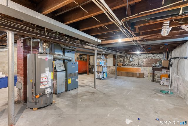 39 Woodcrest Avenue, Stratford, CT 06614