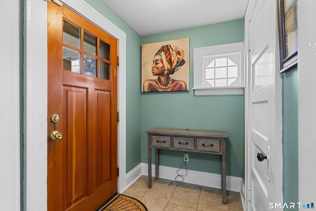 39 Woodcrest Avenue, Stratford, CT 06614