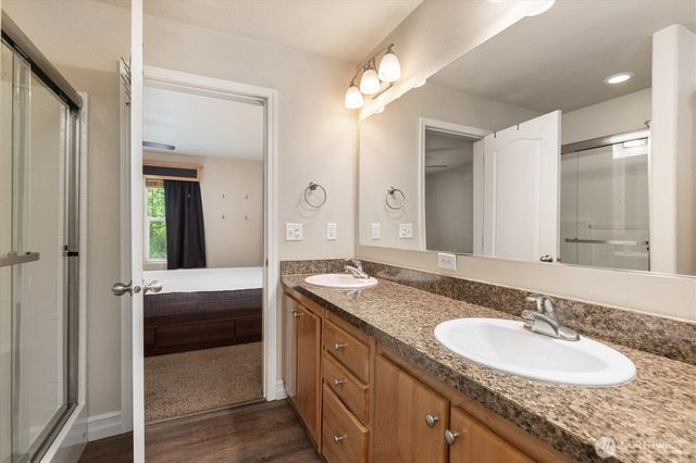 1376 Silver Lake Road, Oak Harbor, WA 98277
