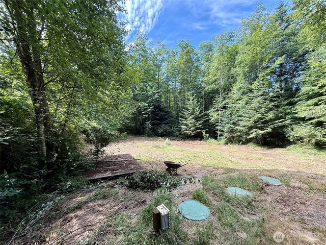1376 Silver Lake Road, Oak Harbor, WA 98277