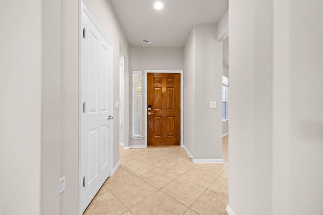 147 Prairie Creek TRL, Georgetown, TX 78633