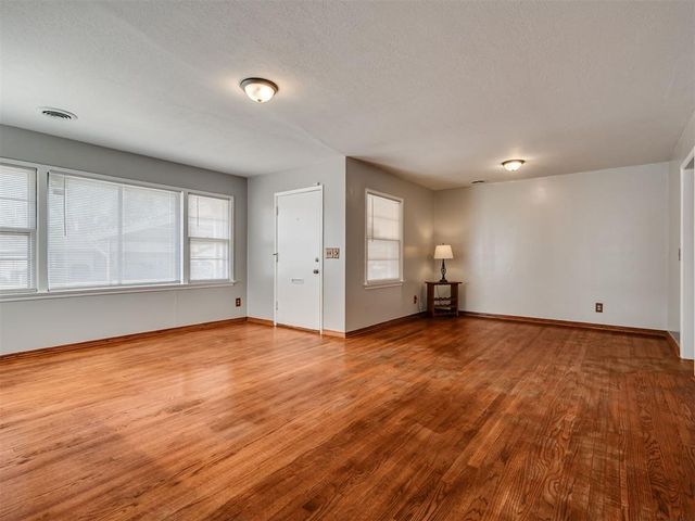 4401 NW 16th Place, Oklahoma City, OK 73107