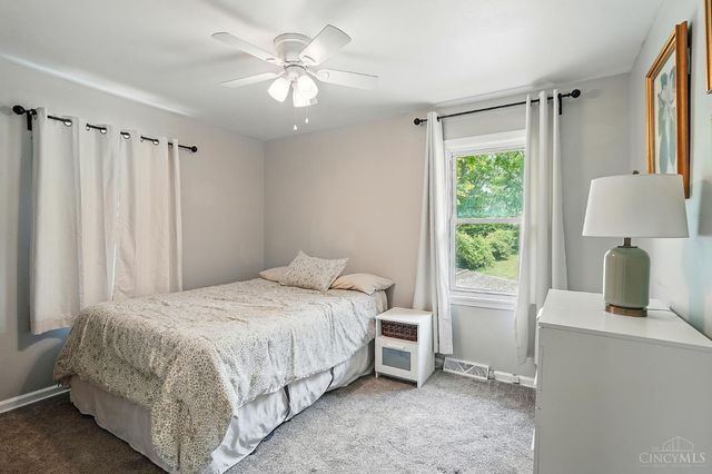 3218 Keays Avenue, Middletown, OH 45044