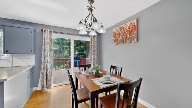 2666 E River Road NE, Rochester, MN 55906