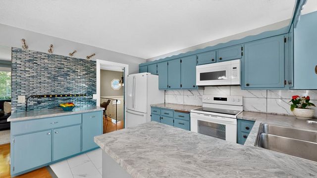 2666 E River Road NE, Rochester, MN 55906