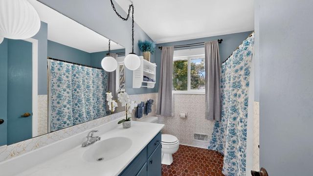 2666 E River Road NE, Rochester, MN 55906
