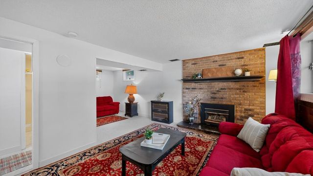 2666 E River Road NE, Rochester, MN 55906