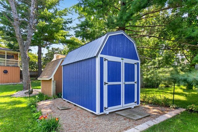 2666 E River Road NE, Rochester, MN 55906