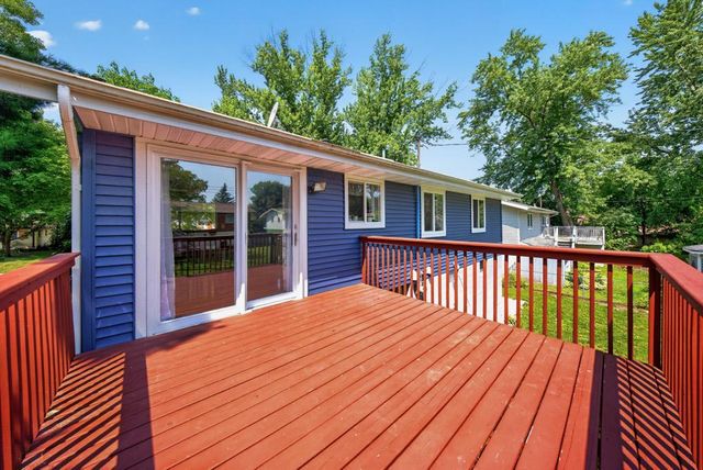 2666 E River Road NE, Rochester, MN 55906