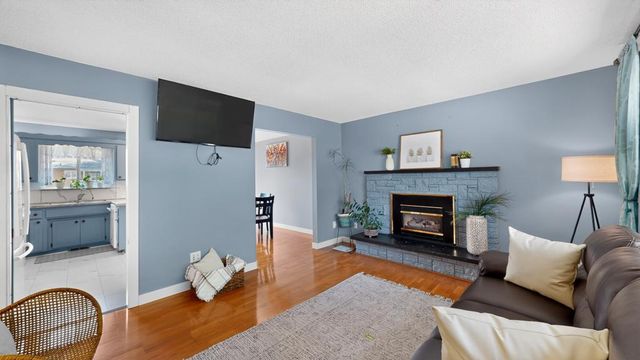 2666 E River Road NE, Rochester, MN 55906