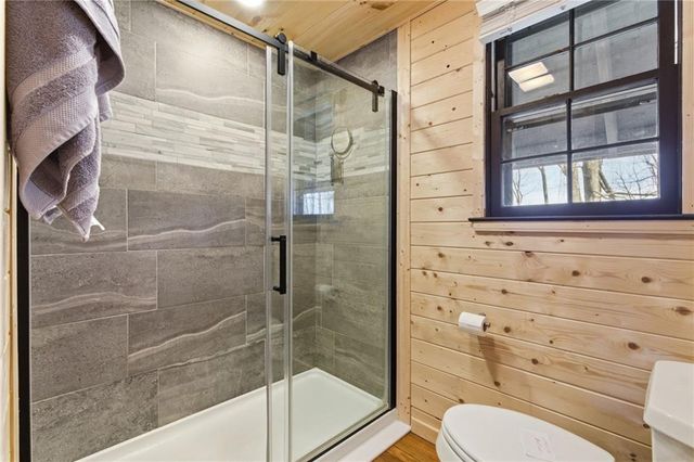 1665 Walnut Ridge, Ellijay, GA 30536