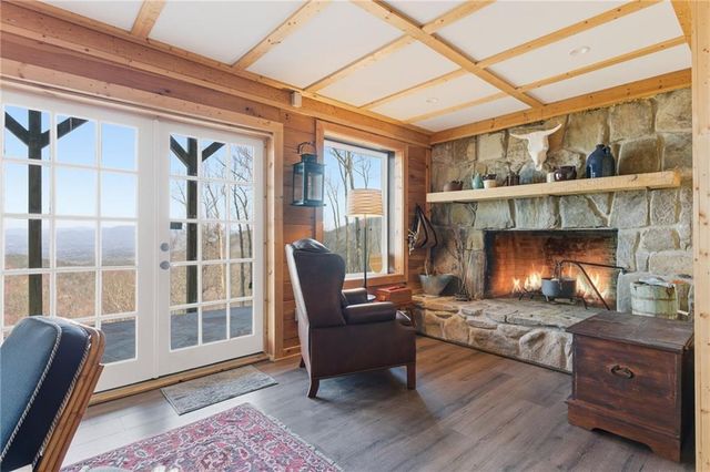 1665 Walnut Ridge, Ellijay, GA 30536