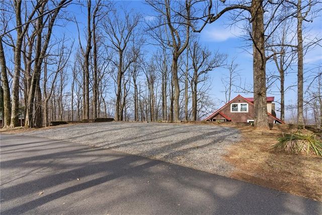 1665 Walnut Ridge, Ellijay, GA 30536