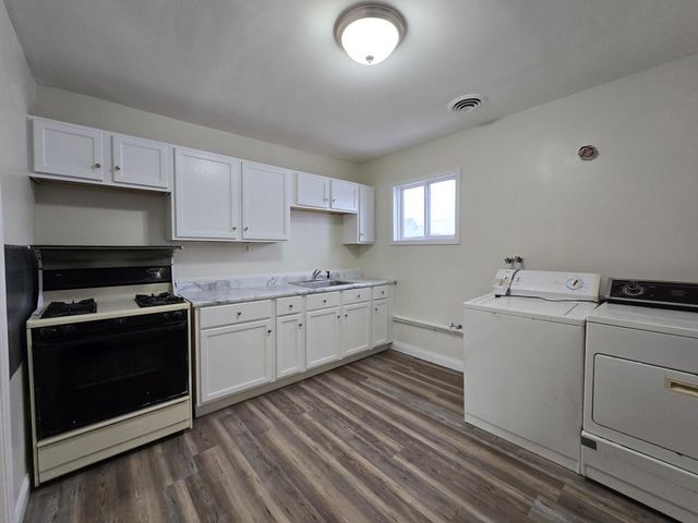 3822 Melville Avenue, East Chicago, IN 46312