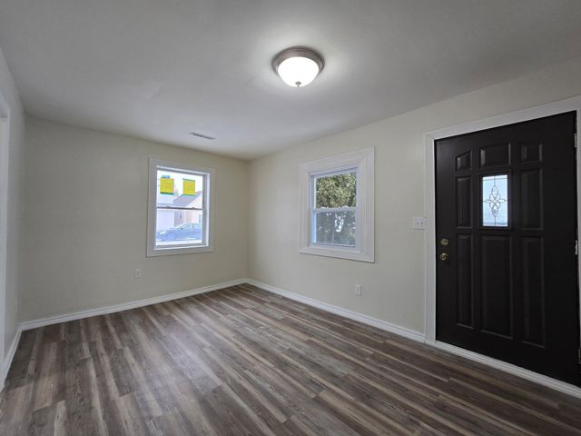 3822 Melville Avenue, East Chicago, IN 46312