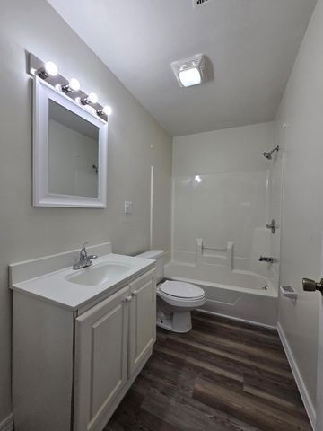 3822 Melville Avenue, East Chicago, IN 46312