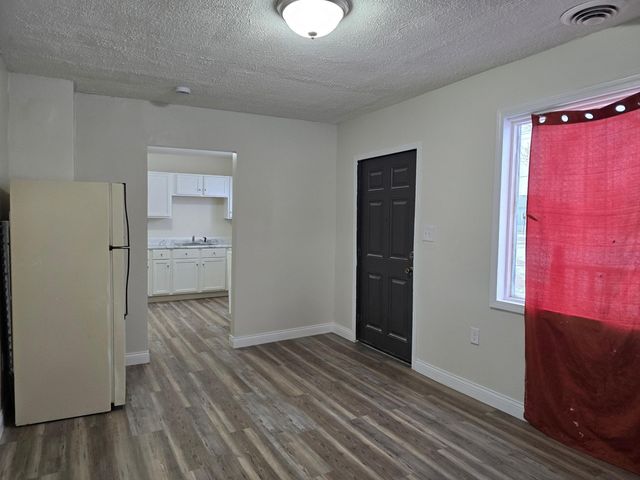 3822 Melville Avenue, East Chicago, IN 46312
