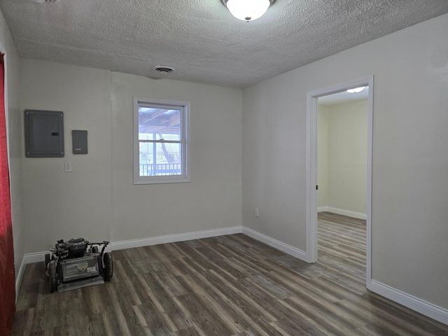 3822 Melville Avenue, East Chicago, IN 46312