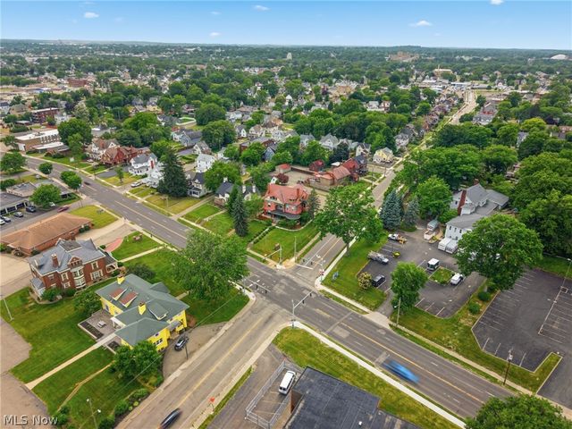 1435 Market Ave N, Canton, OH 44714