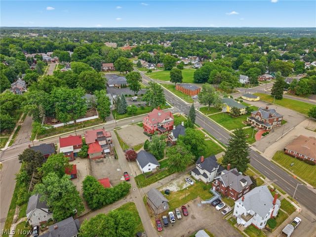1435 Market Ave N, Canton, OH 44714