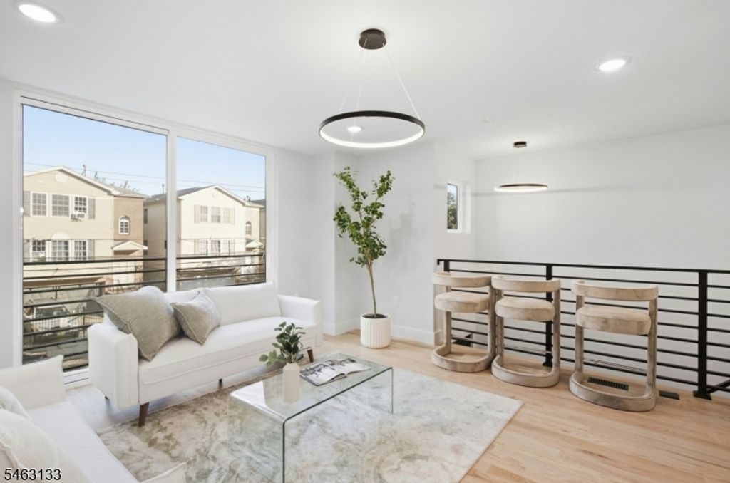 257 S 7Th St, Newark City, NJ 07103 — photo 2