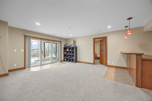 5821 River Parkway NE, Cedar Rapids, IA 52411