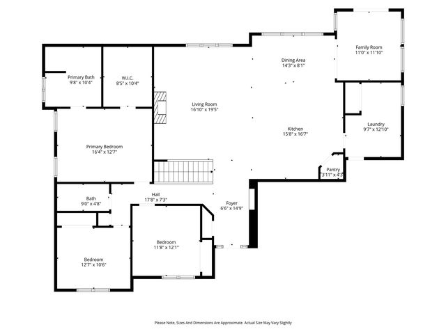 5821 River Parkway NE, Cedar Rapids, IA 52411