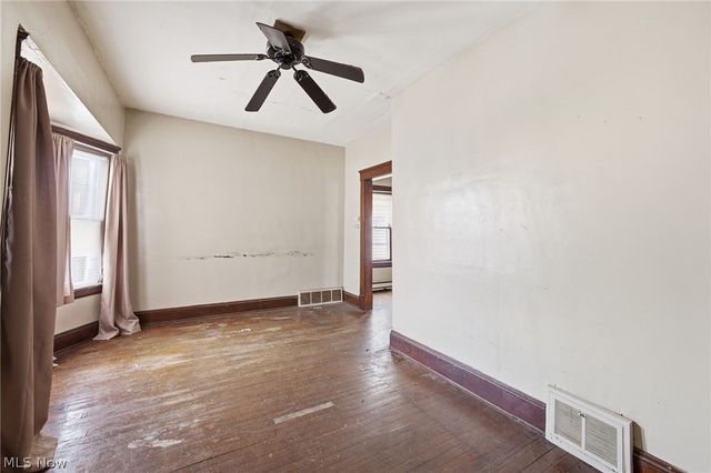 3885 W 20th Street, Cleveland, OH 44109